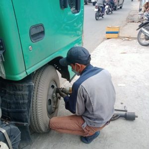 Dịch vụ Cứu hộ lốp xe ô tô lưu động tại Hải Phòng